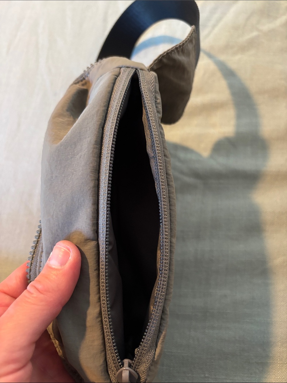 lululemon athletica gray Belt Bag with Black Strap - Picture 4 of 5